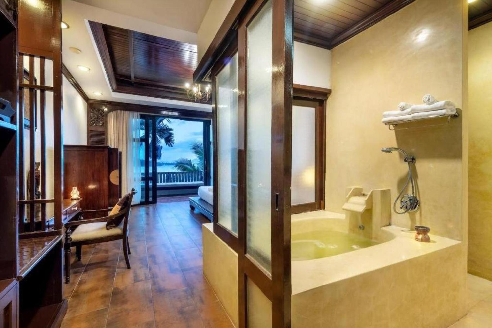 Racha Kiri Resort & Spa, Khanom Eksteriør bilde